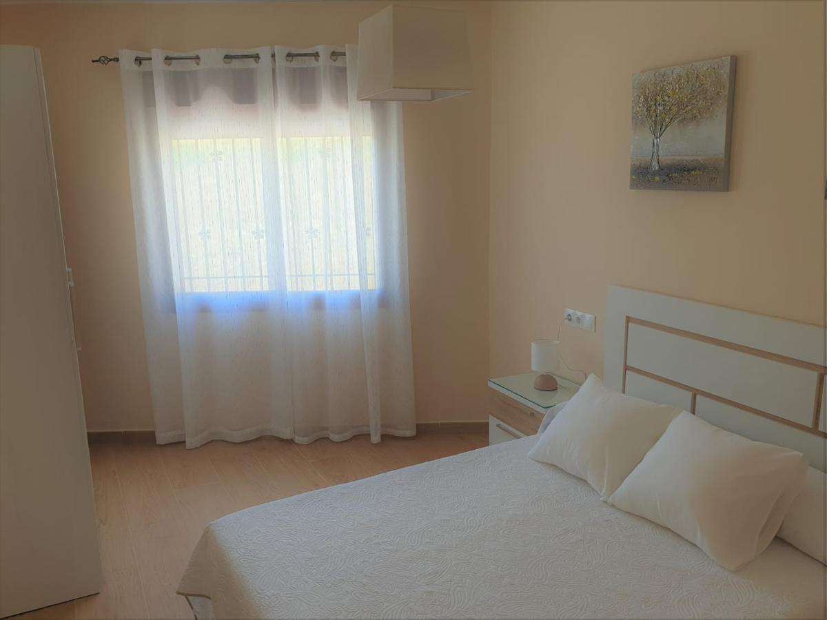 Apartamento Vacacional Pizarra ปิซาร์รา ภายนอก รูปภาพ